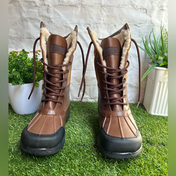 Butte II Waterproof Winter Boot
UGG size 5 unisex 
$130.00 gently used - Picture 7 of 16